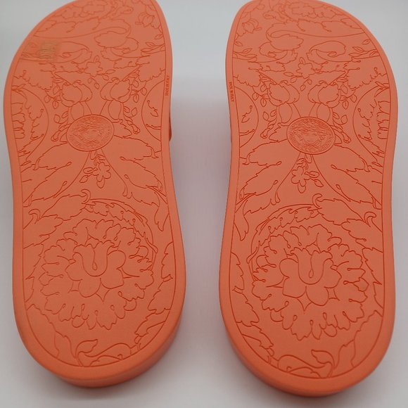 Versace Medusa Rubber Pool Slides Sandals - Picture 6 of 8